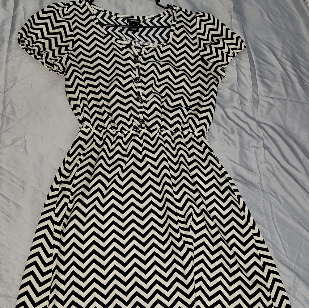Blue and white zig zag strip dress